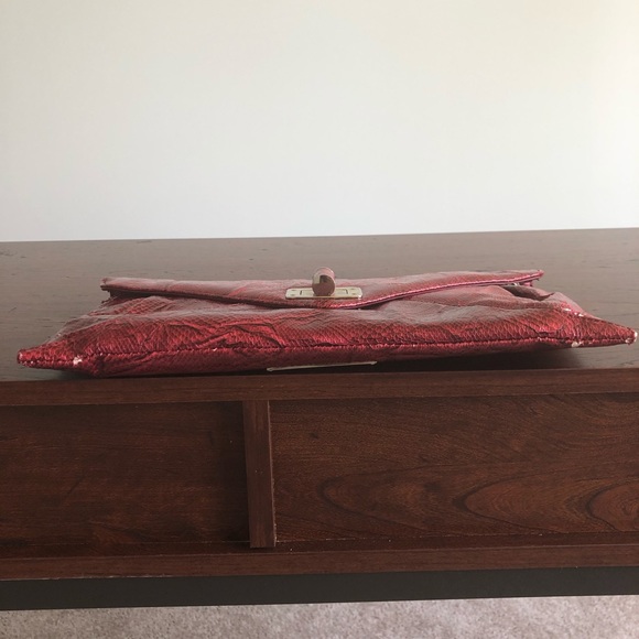 WHBM red patent envelope clutch - Picture 3 of 8